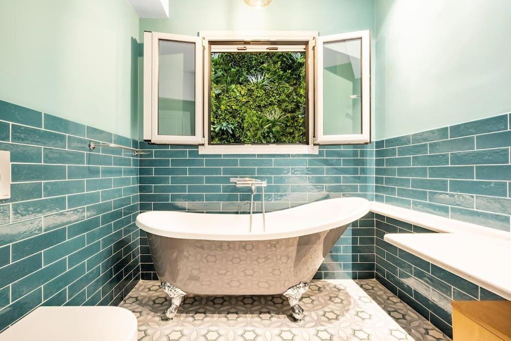 Secret Garden Downtown Apartment Athens